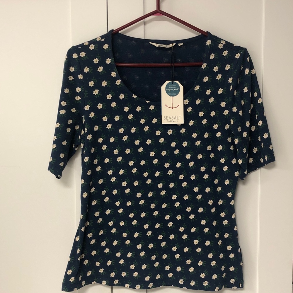 Seasalt Women's Navy Daisy Print Top